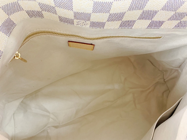 ルイヴィトンバッグ角部分ディテール